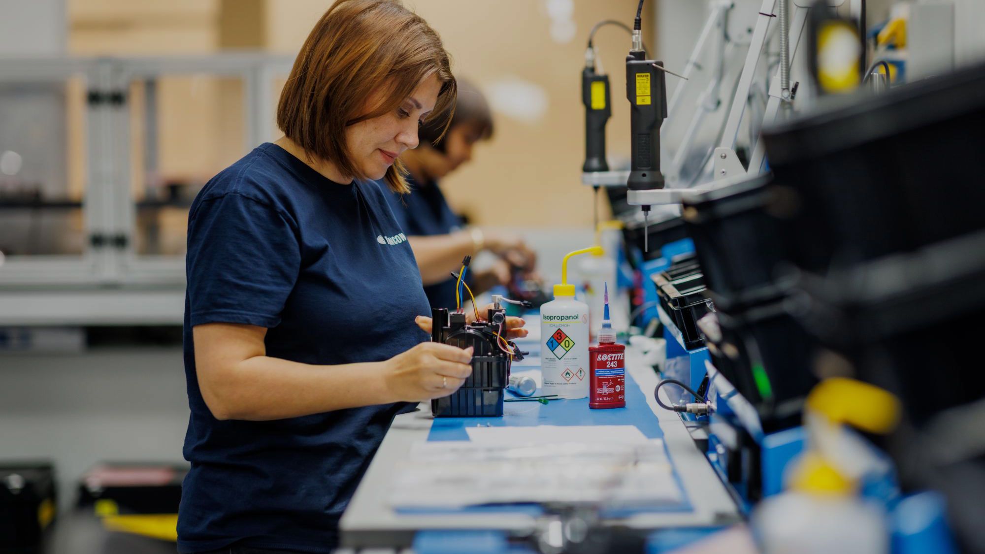 Female_production_line_module_dark_filter