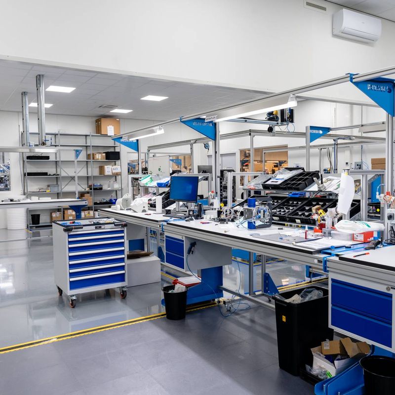 overview_production_line_workplace